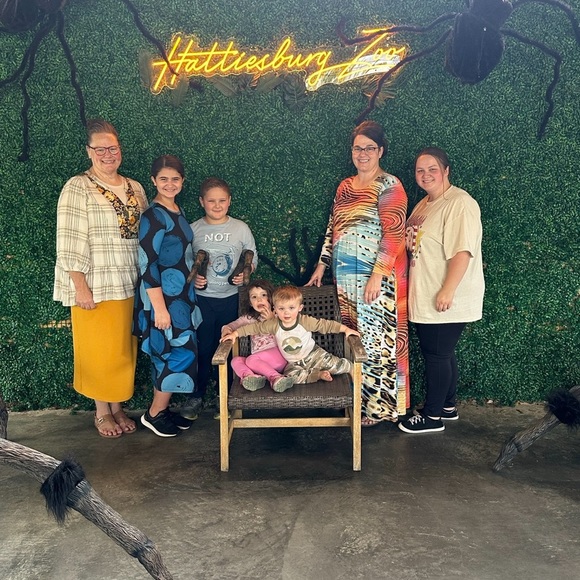 Meet your Posher, Tracy - Picture 3 of 16